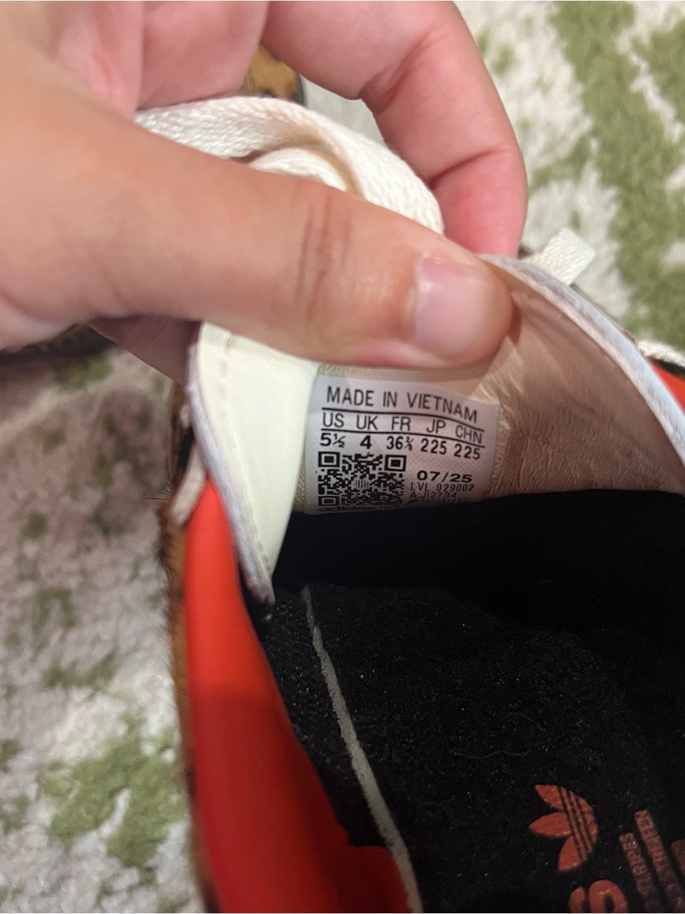 adidas Leopard Print Sneakers with White Stripes and Red Lining - Picture 6 of 6